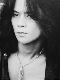 森友嵐士 T Bolan の病気は心因性発声障害 妻との離婚や現在は 一日一生 読むくすり お役立ち記事満載サイトへようこそ